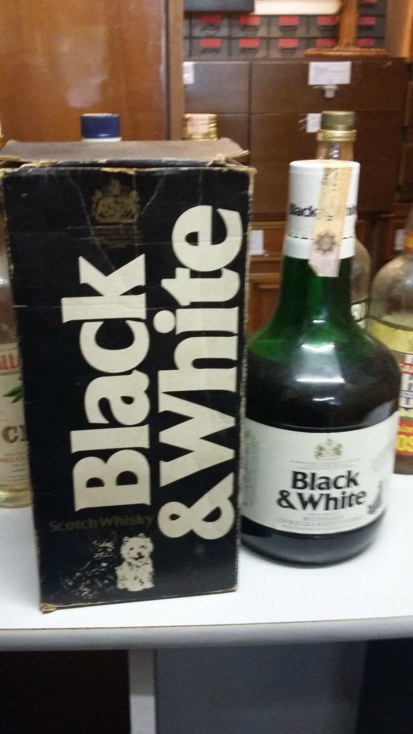 Black & White Magnum “VINTAGE”