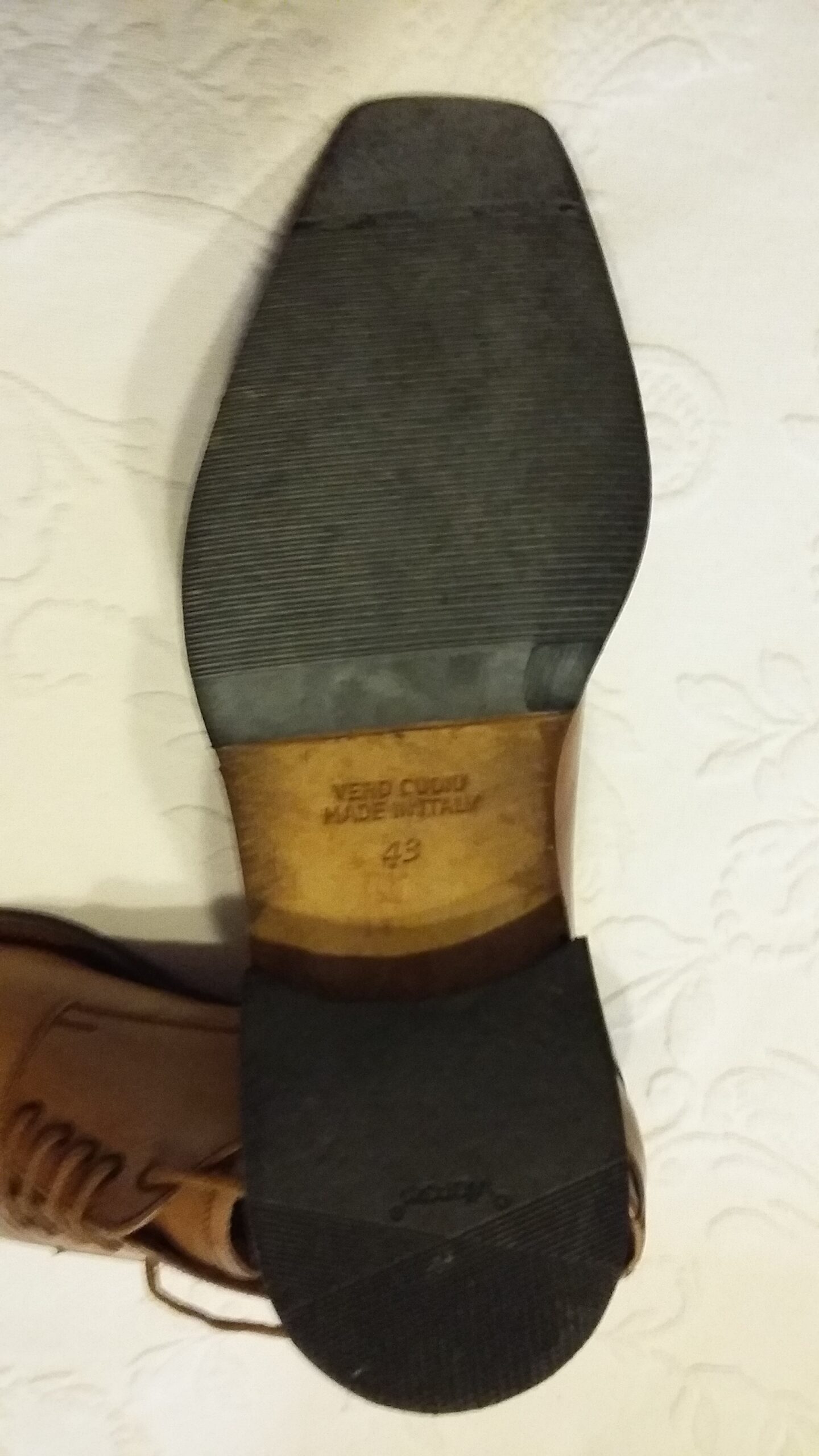 SCARPE IN VERA PELLE – BEIGE CHIARO