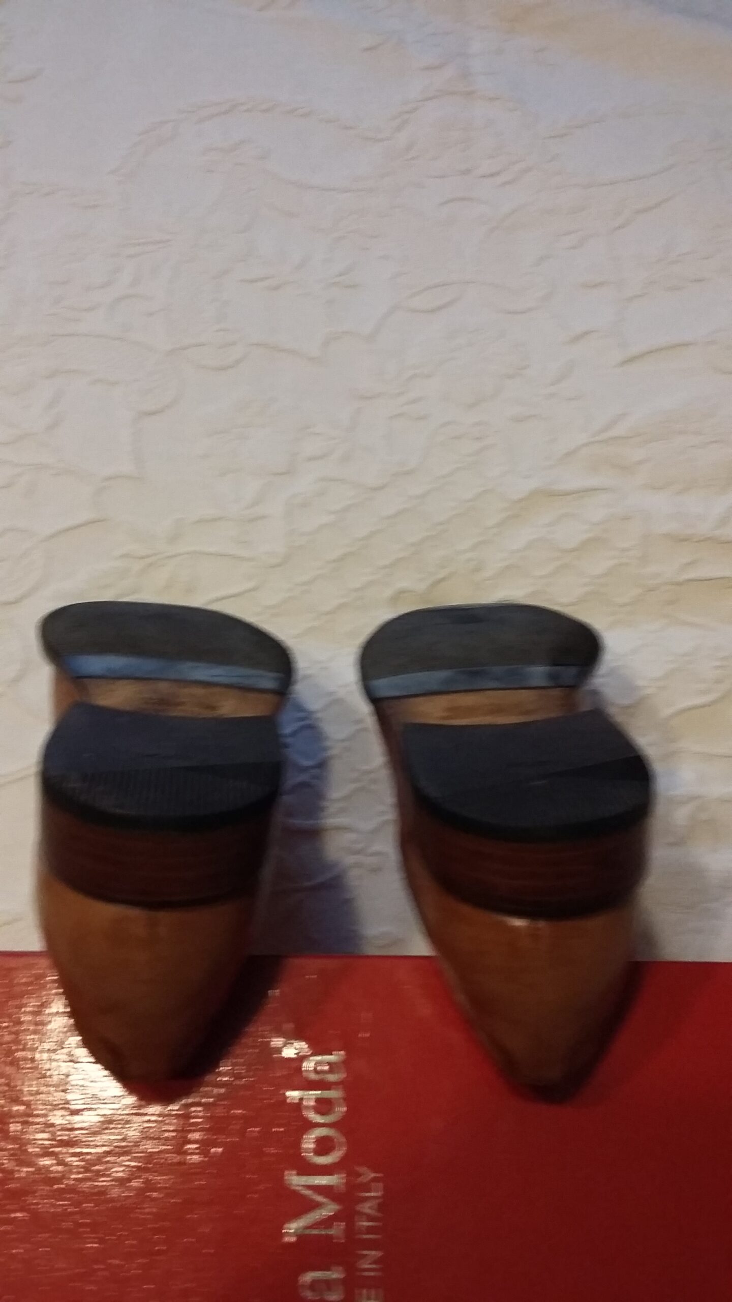 SCARPE IN VERA PELLE – BEIGE CHIARO