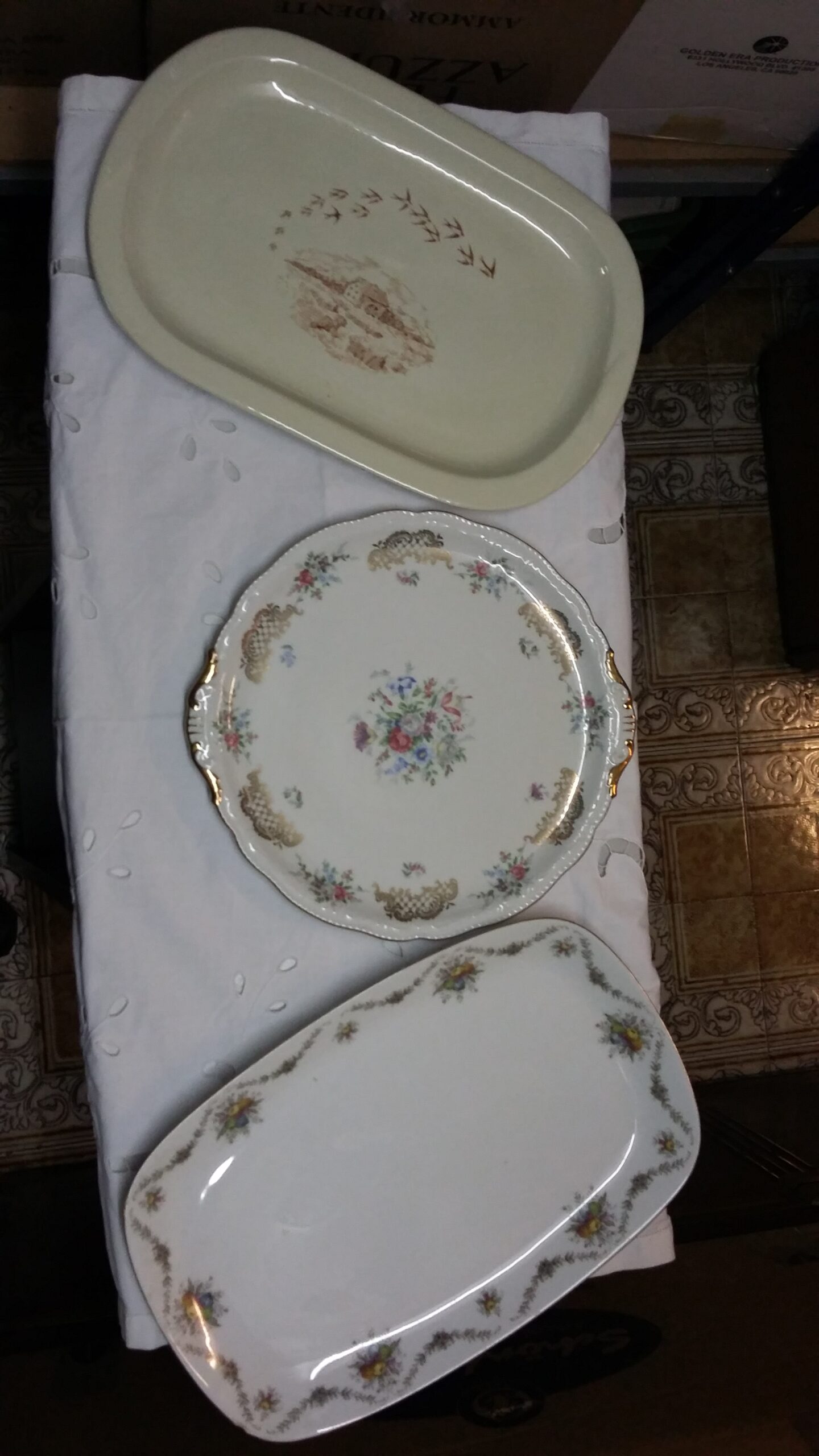 Piatti da portata decorati, in ceramica – Vintage