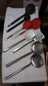 2-8-Mestroli-acciaio-e-plastica-1