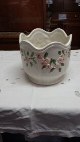 20-Porta-vaso-ondeggiato-e-decorato-1