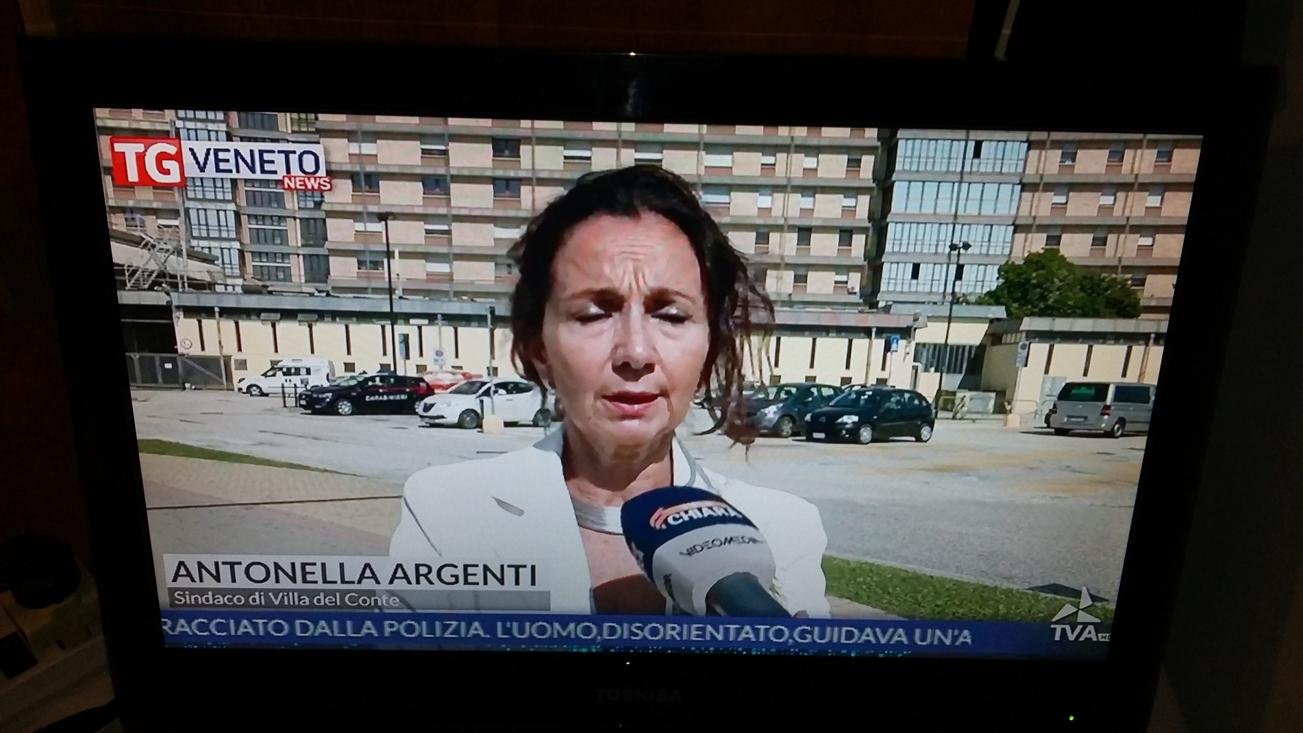TV TOSHIBA a schermo piatto