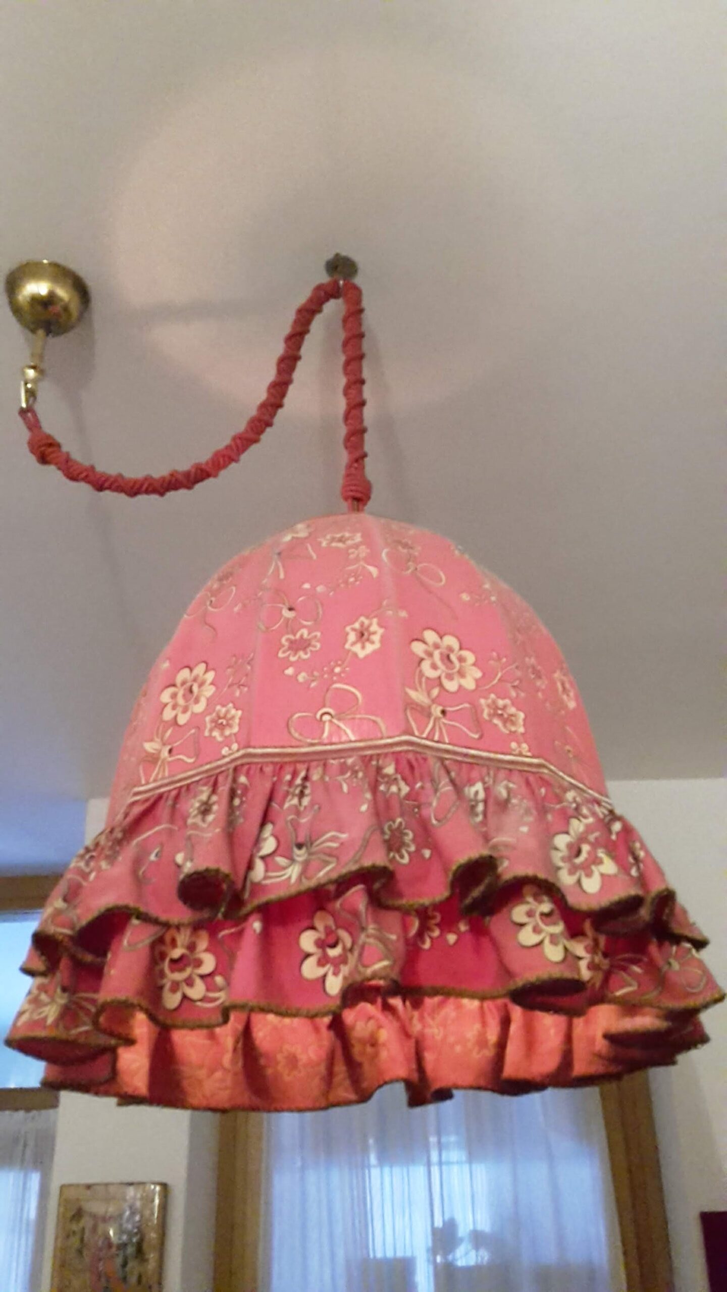 Lampadario in tessuto