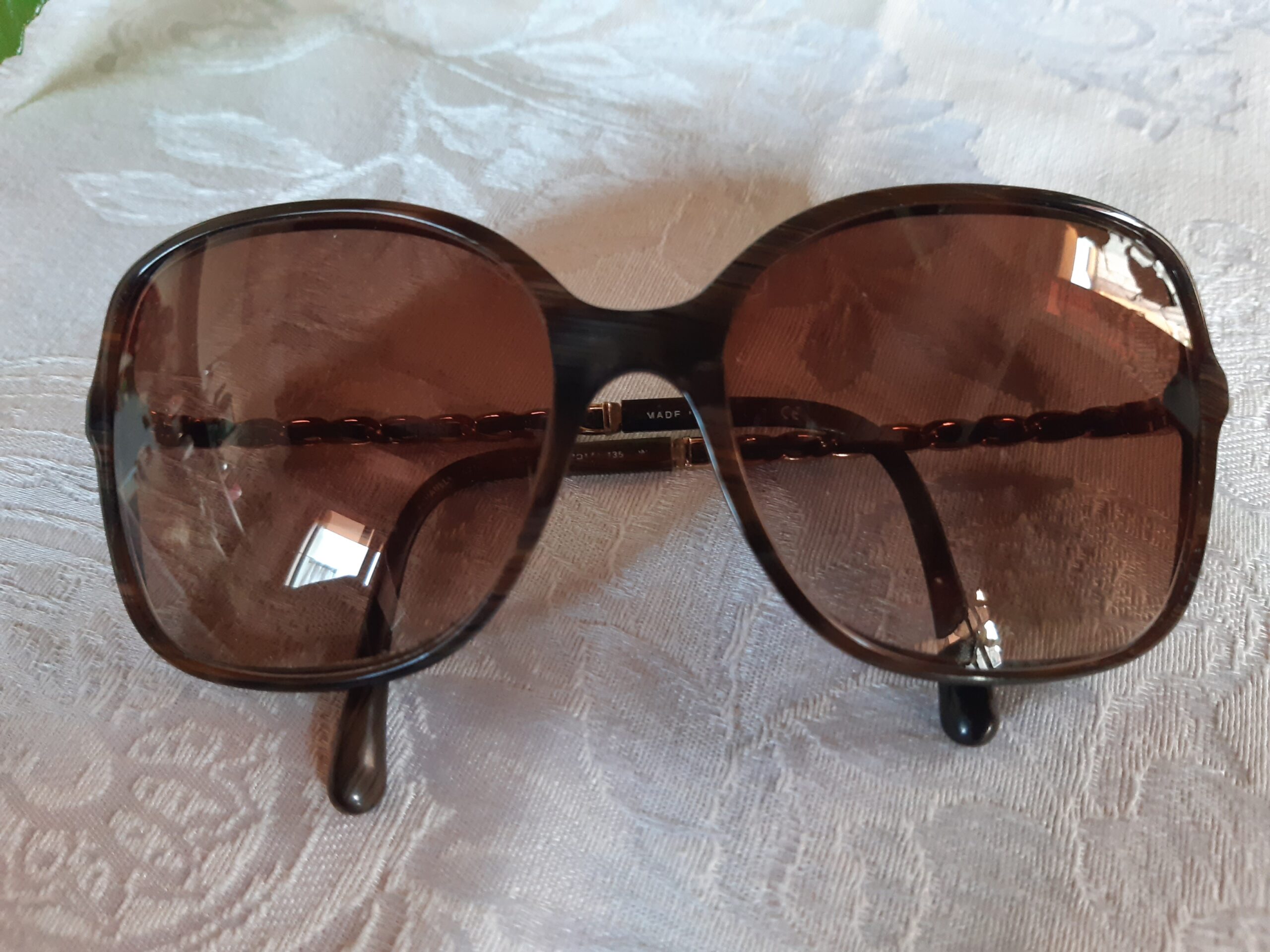 Occhiali “Chanel” da donna, da sole