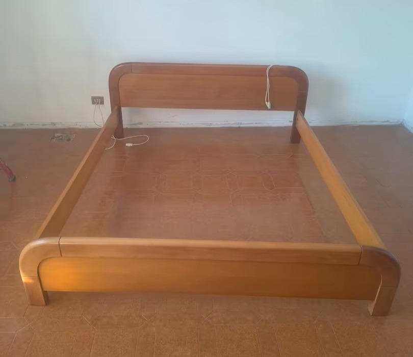 Struttura giro letto matrimoniale