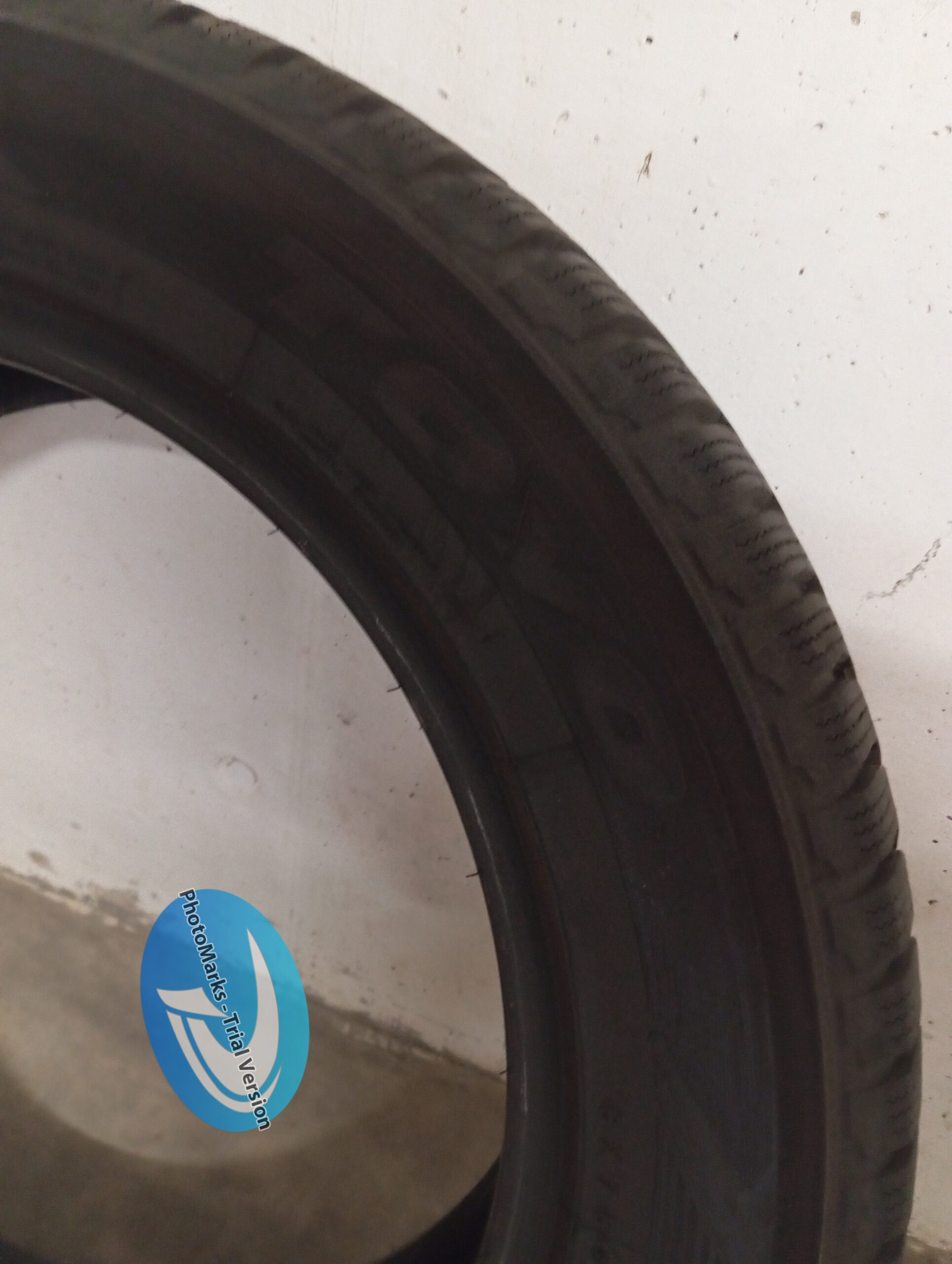 Toyo n. 4 pneumatici invernali usati 235/55R18 100H