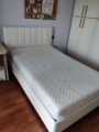 Vendo Letto a una piazza e mezza in ecopelle e mobili camera